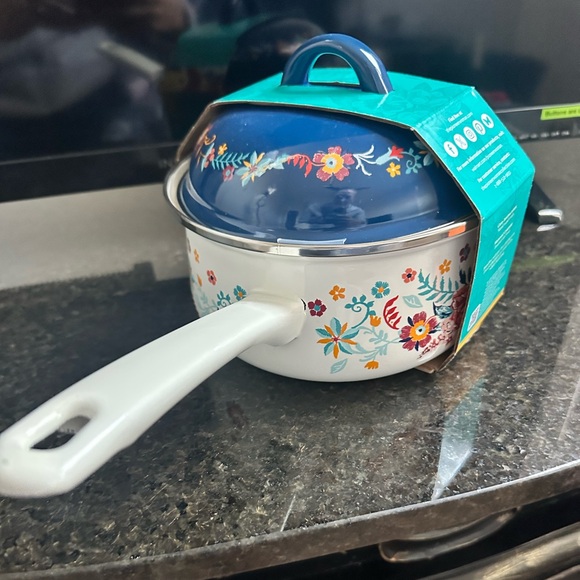 Saucepan - Picture 2 of 5